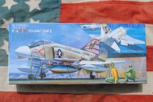 images/productimages/small/F-4B.N Fujimi K4 1;72 voor.jpg